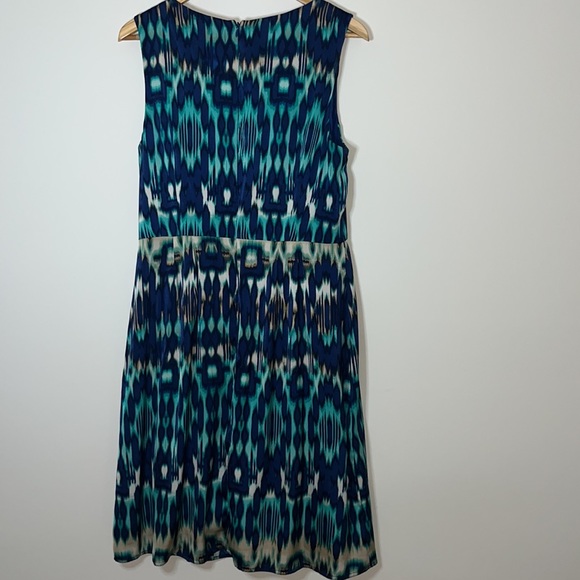 Liz Claiborne Dress, size 12 - Picture 5 of 5